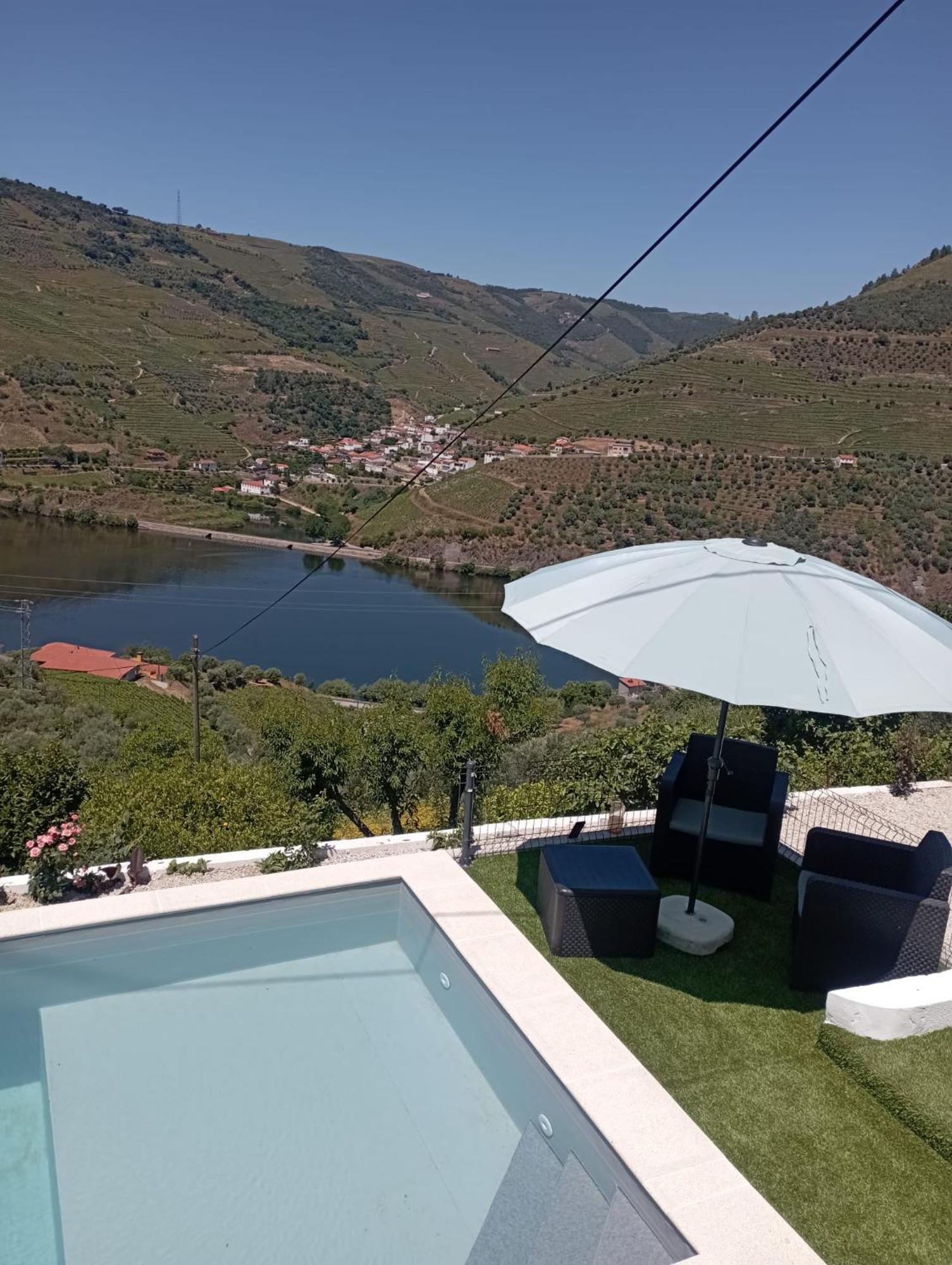 Casa Barqueiro Villa Folgosa  ภายนอก รูปภาพ
